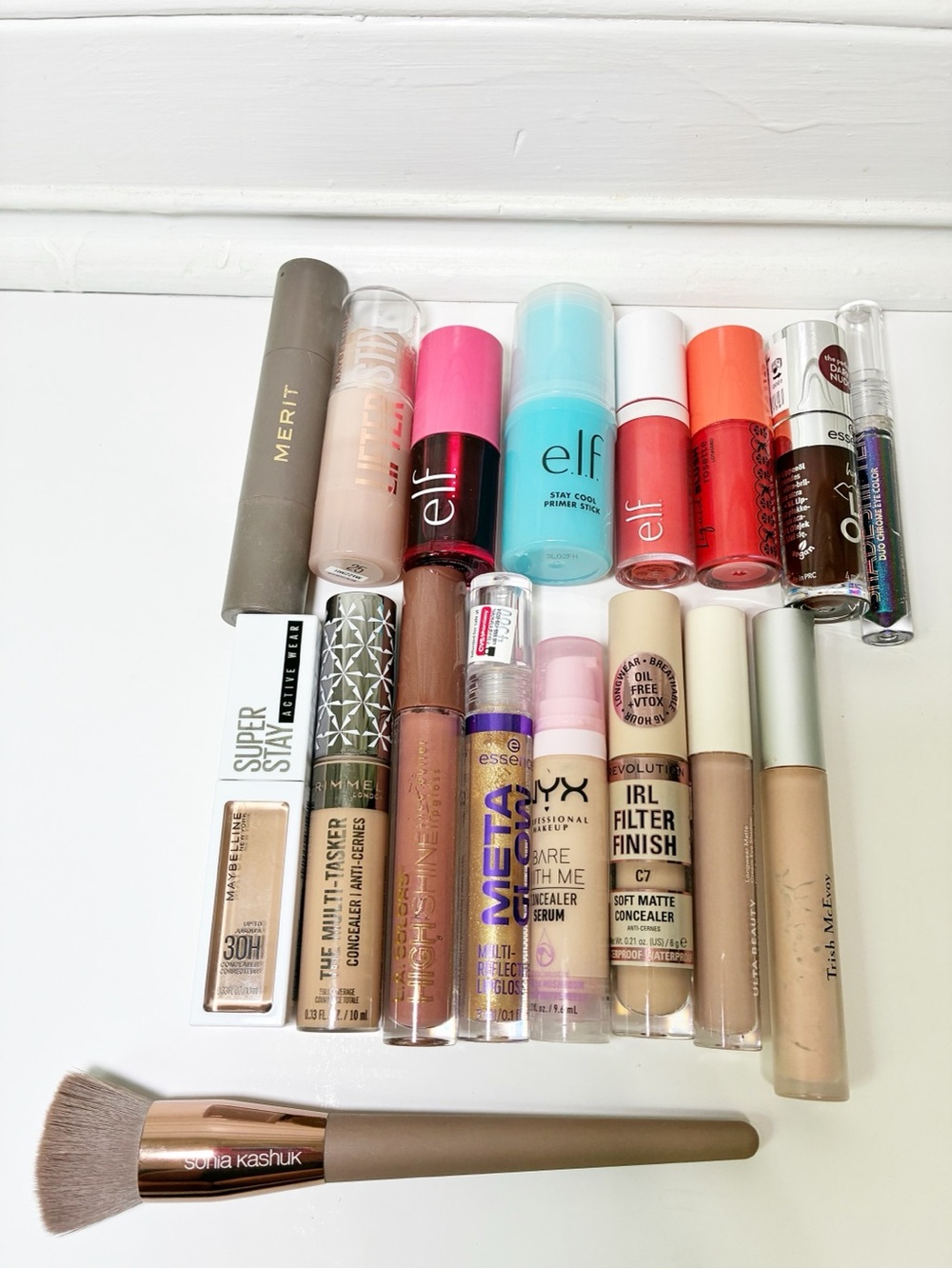 Makeup bundle with holder Merit, Trish McEvoy ELF 17 items